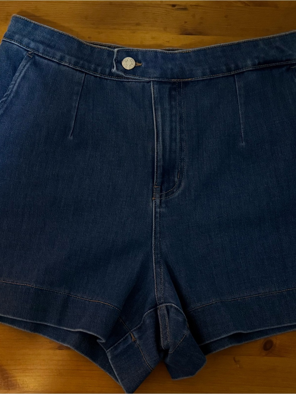 Guess Dark Blue Denim High-Rise Jean Shorts (Waist 16”)